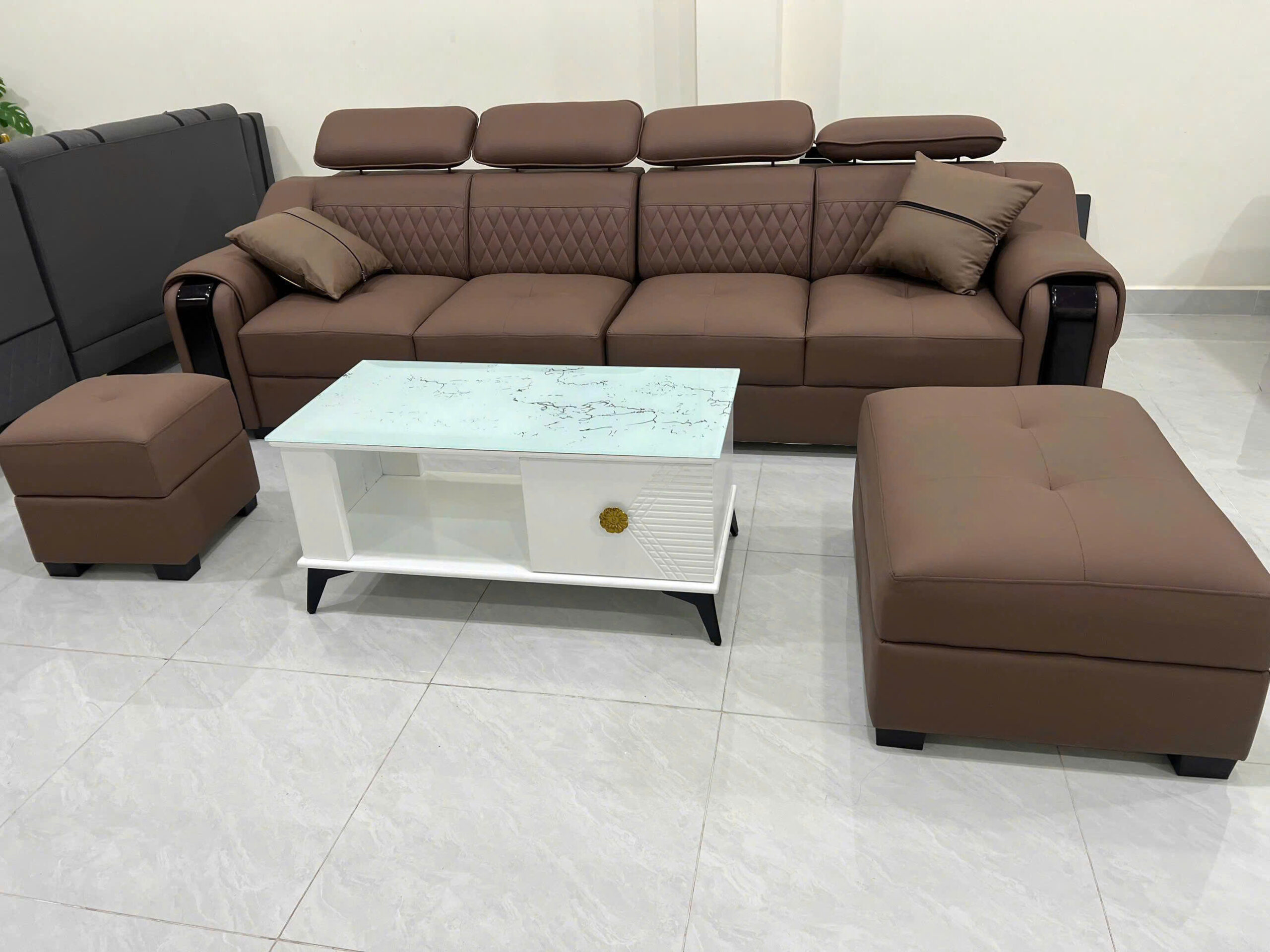 Bộ Sofa Da Cao Cấp 2m8x85 Kèm 2 Đôn Và Bàn Trà – Sofa Phòng Khách Hiện Đại - Mã MH015 - Ảnh 10