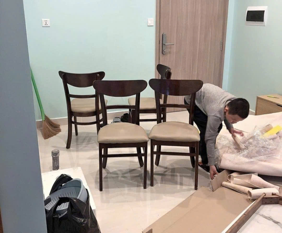 Bộ Bàn Ăn 4 ghế gỗ cabin thiết kế hiện đại - mã MH034 - Ảnh 6
