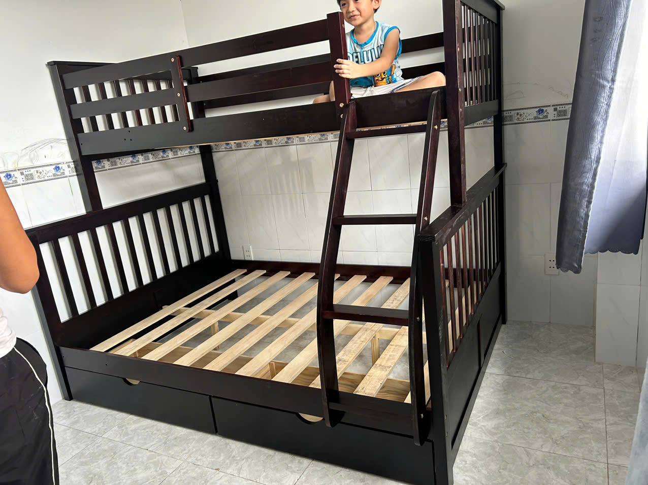 Giường Tầng Bằng Gỗ Dành Cho Trẻ Em, An Toàn, Bền Lâu, Tiện Nghi, Thoải Mái Khi Sử Dụng-Mã MH017 - Ảnh 9