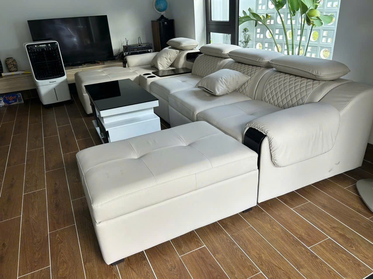 Bộ sofa góc L 3m2x1m6 Thư giãn kèm bàn trà và ghế phụ sang trọng - Mã HM550 - Ảnh 6
