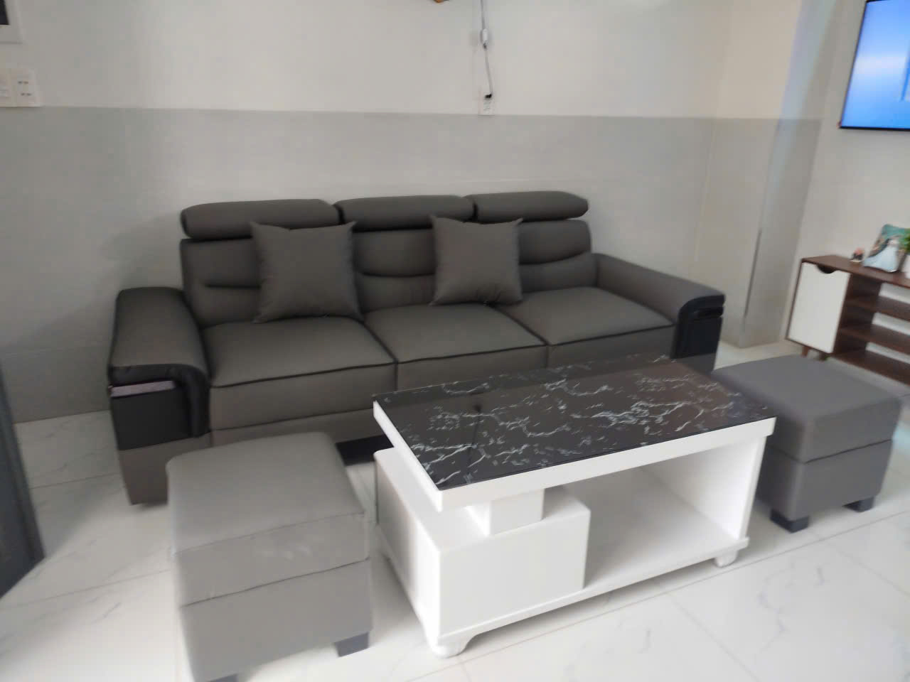 Bộ Sofa Da 2M2 Tay Phối Gỗ-Mã MH026 Kèm 2 Đôn Và Bàn – Sofa Phòng Khách Hiện Đại - Ảnh 7