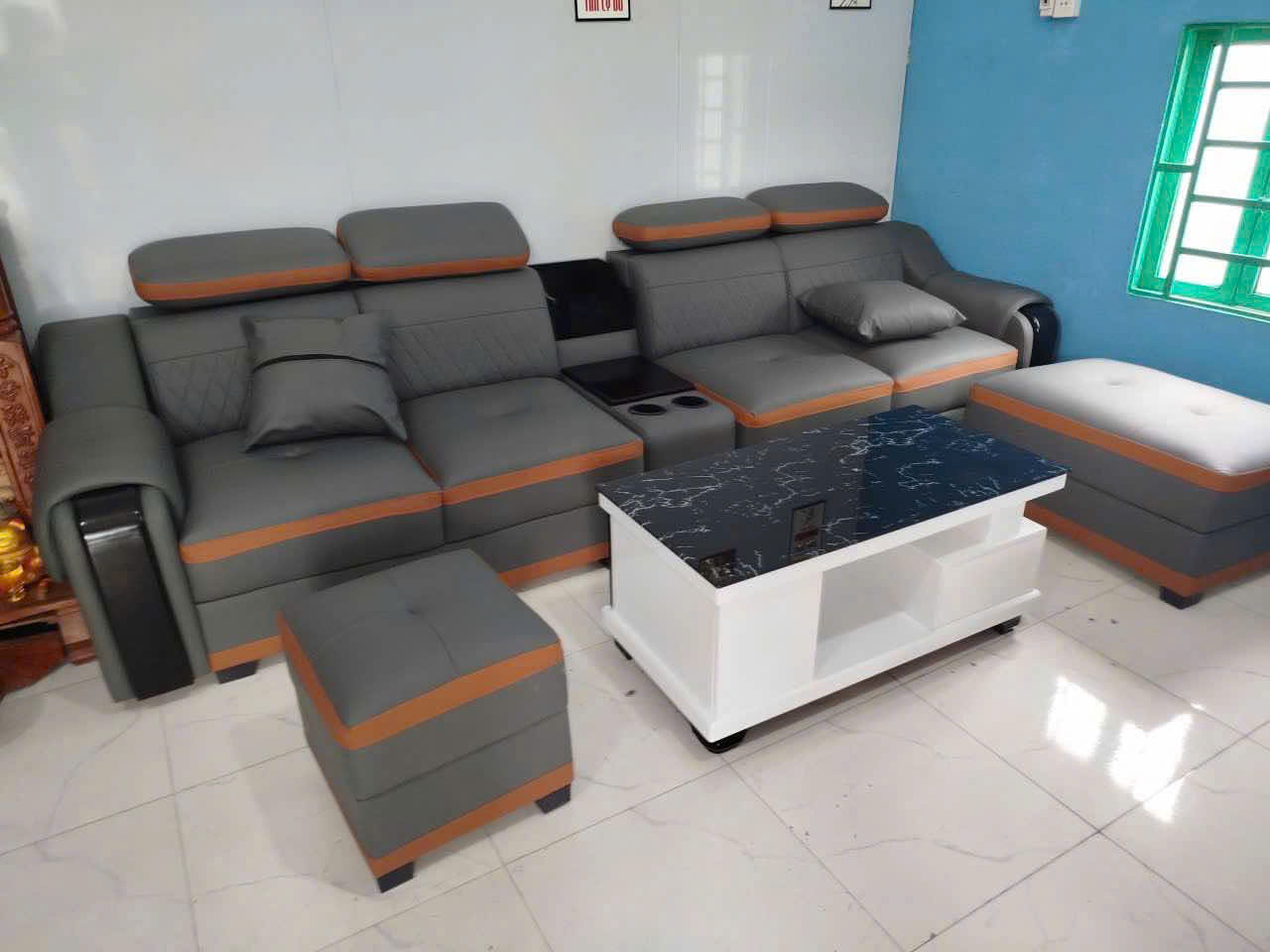 Bộ Sofa Da Cao Cấp Tay Phối Gỗ 3M Có Học Ly Kèm 2 Đôn Và Bàn Trà Mặt Kính- Mã MH302 - Ảnh 5
