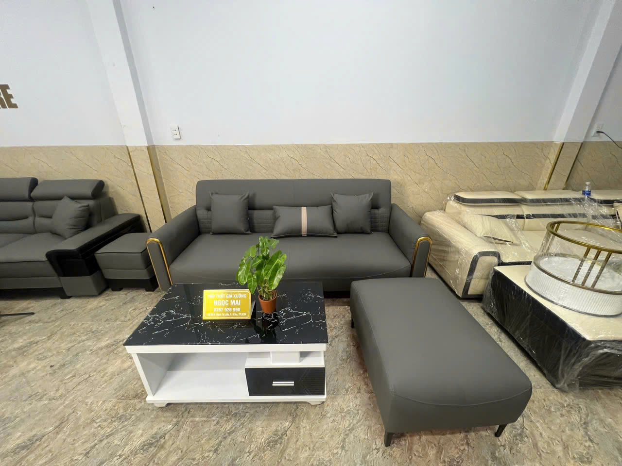 Bộ Sofa Băng Da Cao Cấp 2m2 -1 bàn trà+1 đôn lớn ,phù hợp với diện tích nhỏ– MH352 - Ảnh 5