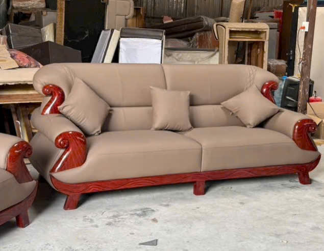 BỘ SOFA CAO CẤP THỜI THƯỢNG SANG TRỌNG -QUÝ TỘC 2M4 +2 ĐÔN +2 GỐI+1 BÀN TRÀ- mã MH357 - Ảnh 9