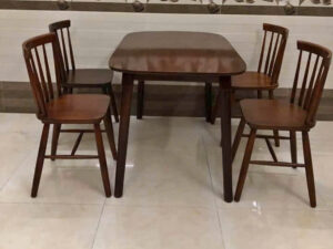 Bàn ăn cơm song tiền gỗ cau su tự nhiên, bàn ăn gỗ 4 ghế V – mã MH356