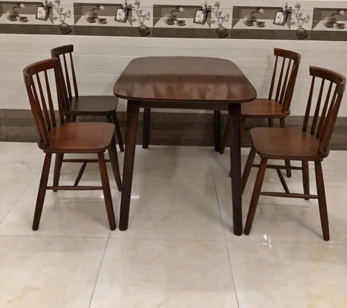 Bàn ăn cơm song tiền gỗ cau su tự nhiên, bàn ăn gỗ 4 ghế V – mã MH356